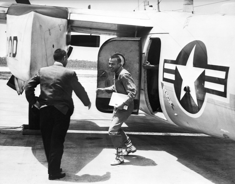Illustration for article titled Behind the Scenes of the First Crewed American Spaceflight